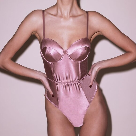 Fleur du Mal Tops - Fleur du Mal Satin Bullet Bodysuit in Rose Pink Size Medium NWT